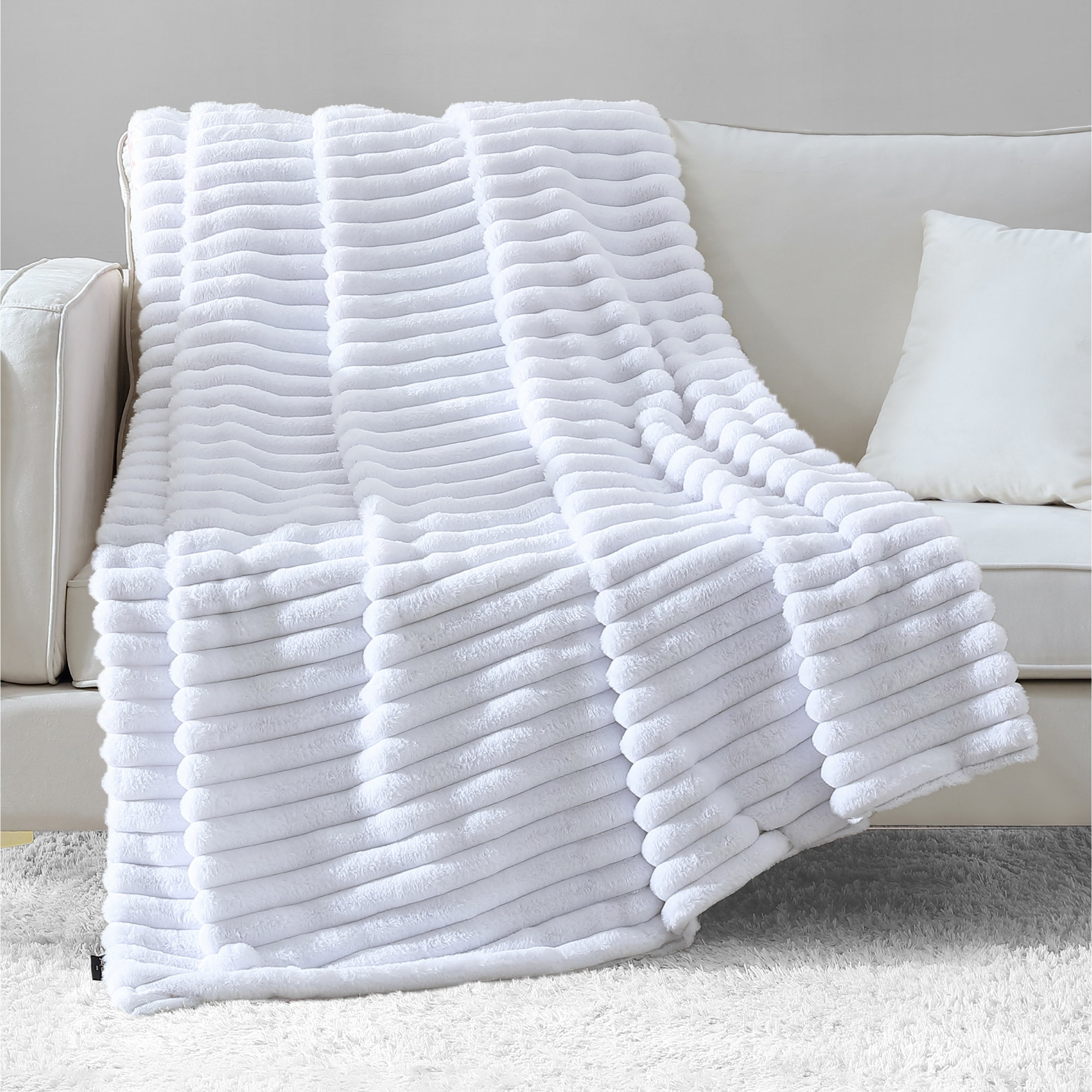 Ribbed Faux Fur Throw Blanket - Image 2