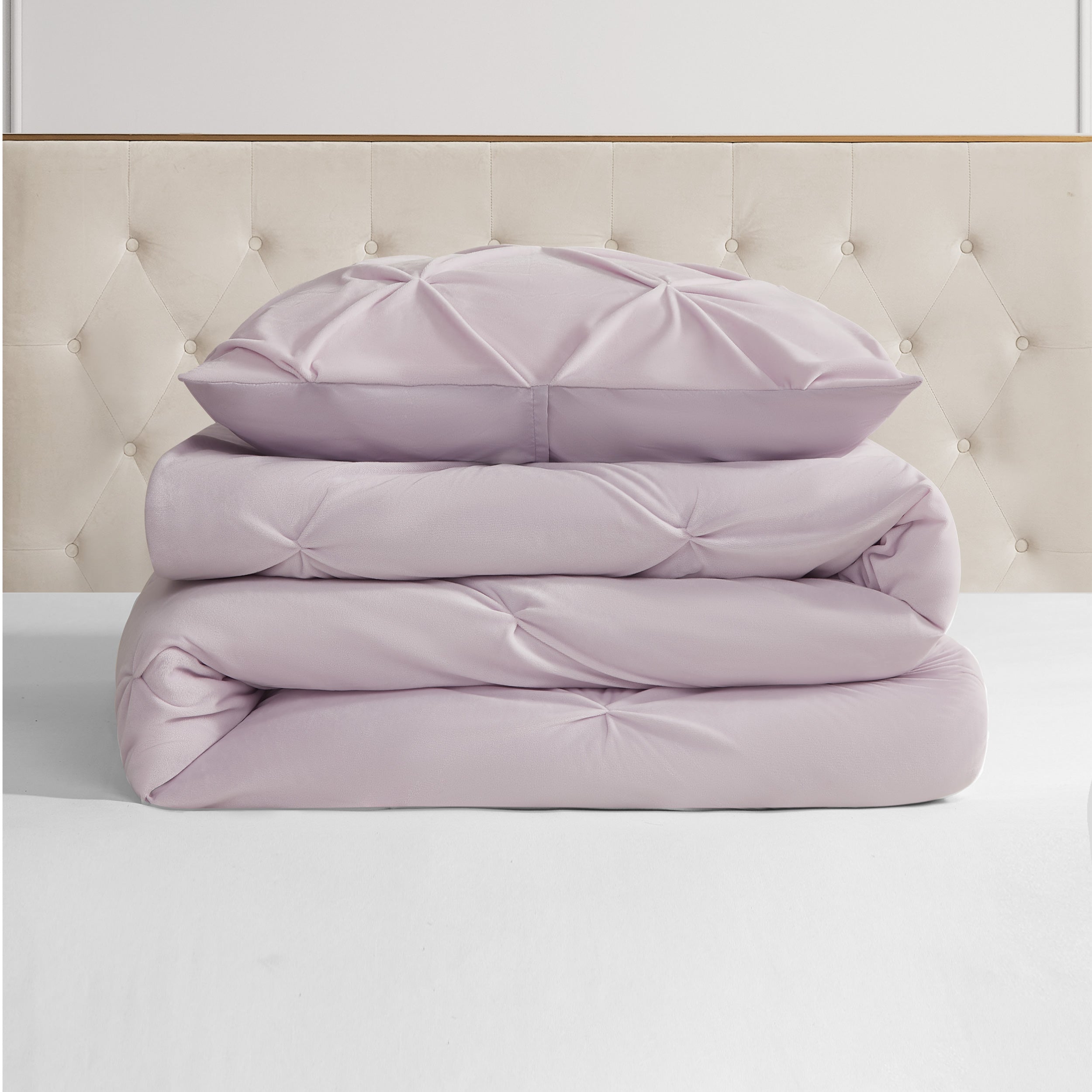 Kiss Pleat Micromink Comforter Set - Image 5