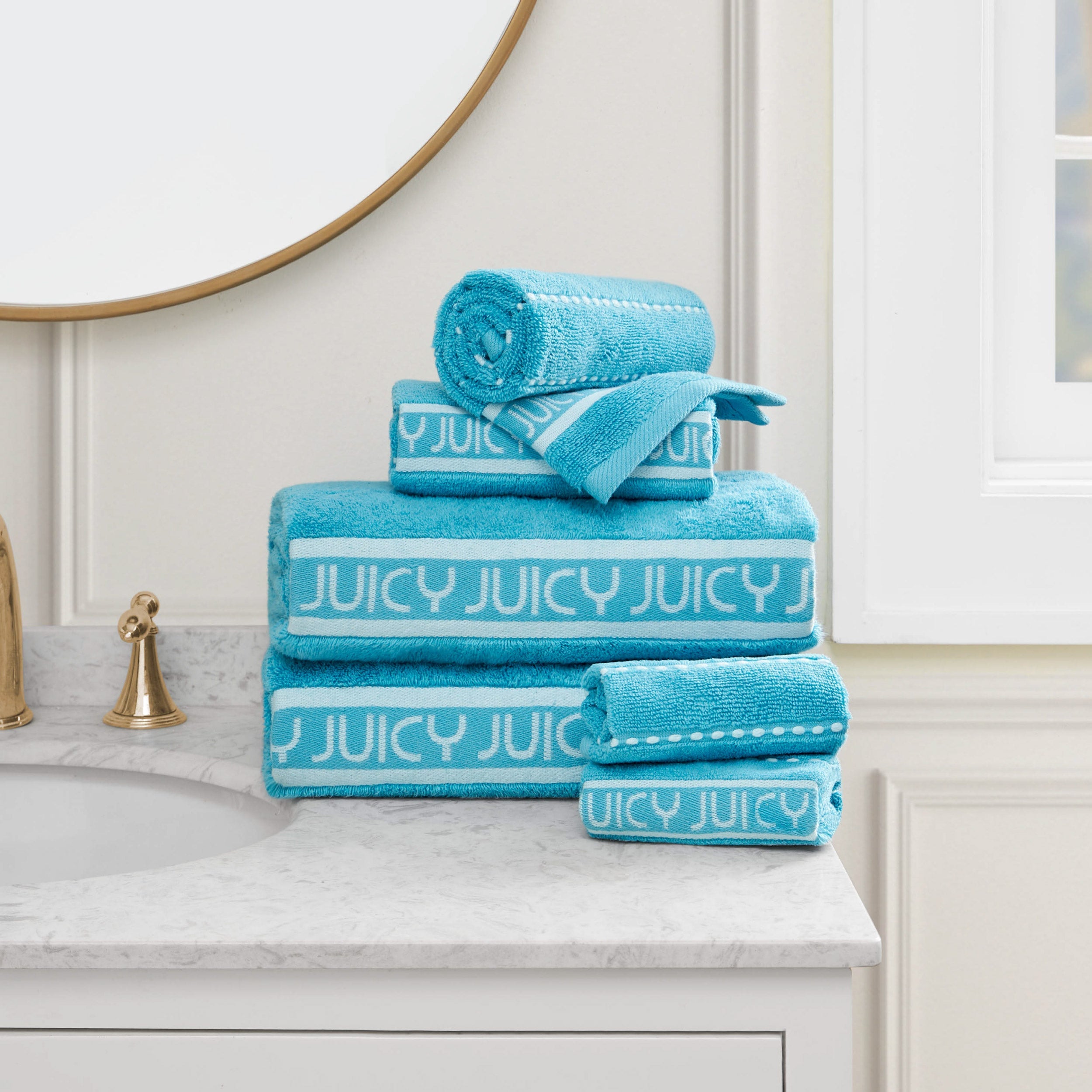 Plush Stripe Bath Towel Set - Image 2