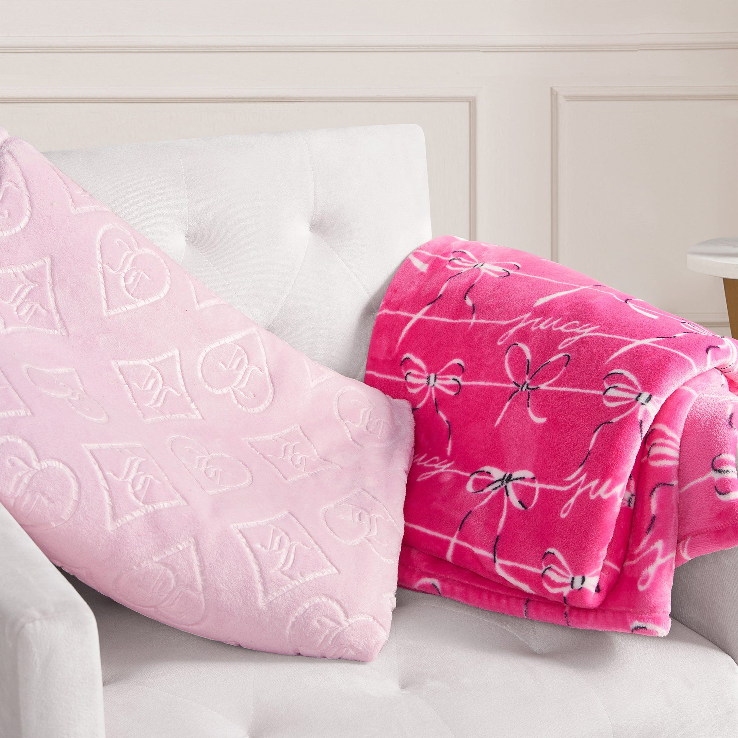 Plush 2-Piece Throw Blanket Set - Image 2